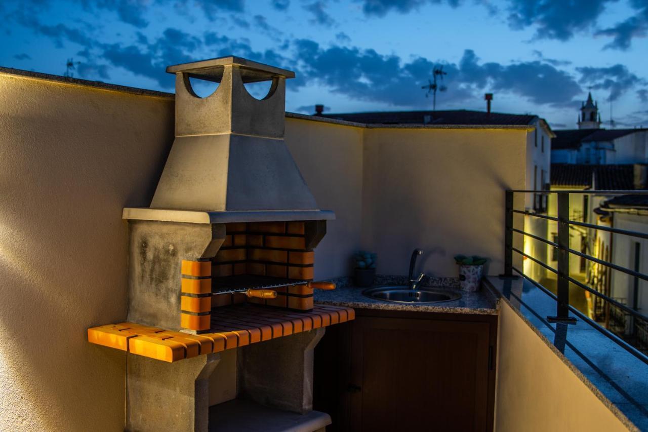 Apartamentos Turisticos El Altozano Fuentes de León Eksteriør bilde