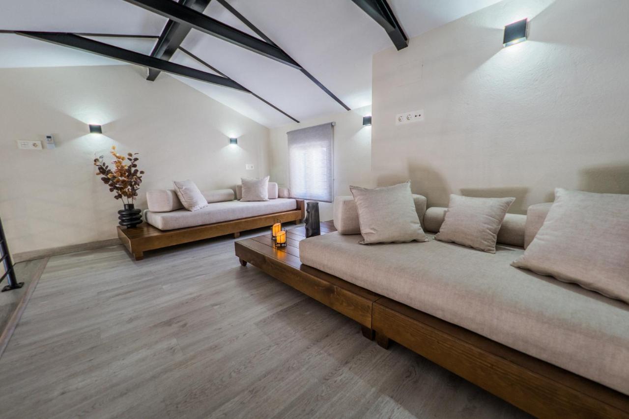 Apartamentos Turisticos El Altozano Fuentes de León Eksteriør bilde